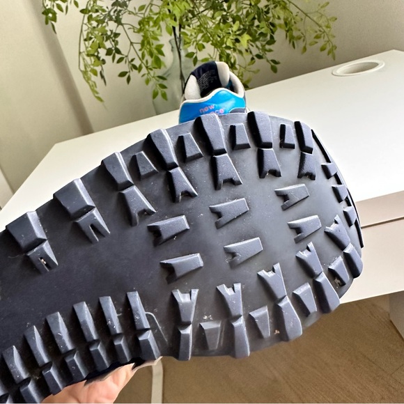 New Balance 620 pink and navy size 5.5 - Picture 9 of 10